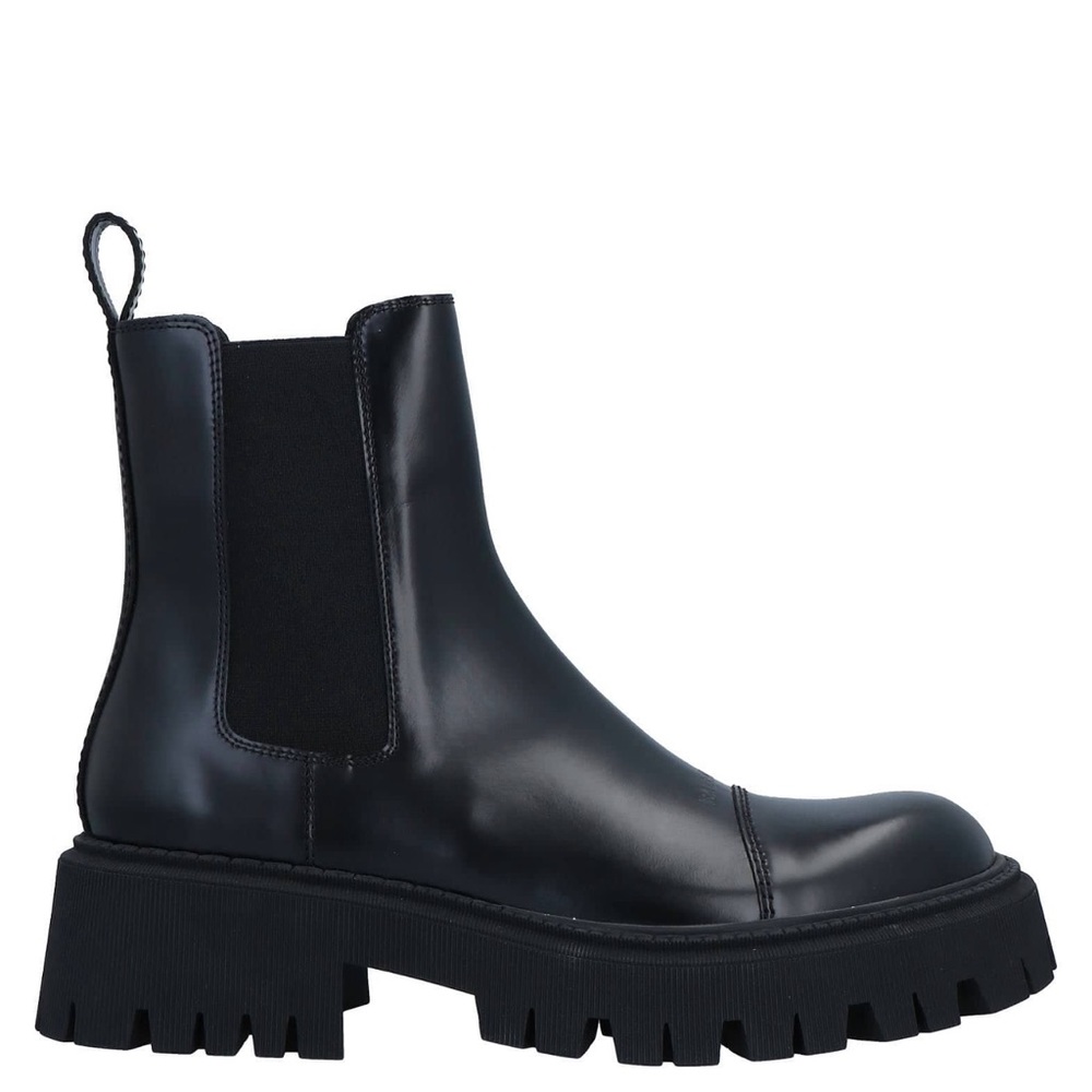 Balenciaga women boots . Size 40